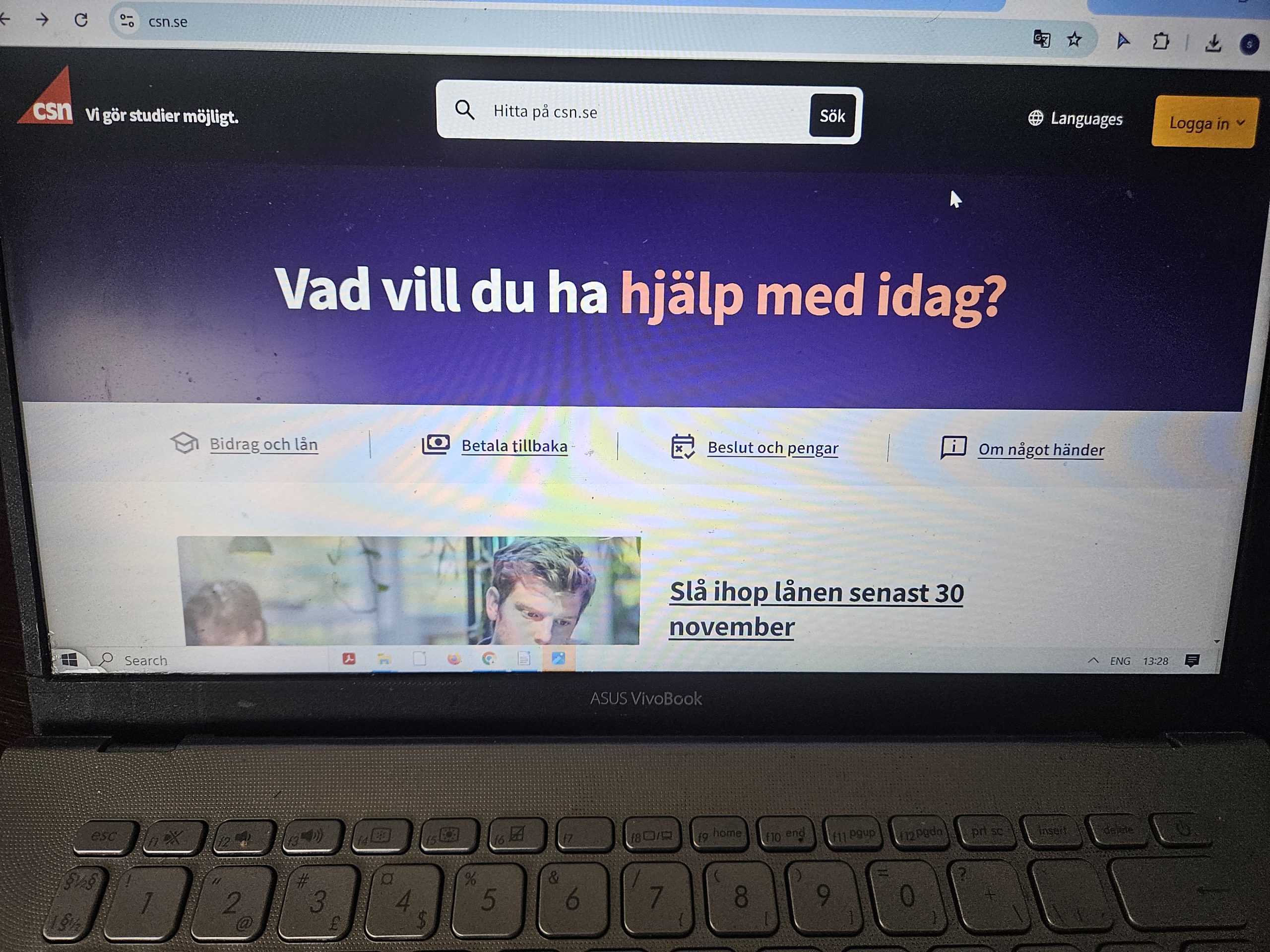 A laptop displaying the homepage of CSN, the Swedish institution responsible for student financial aid